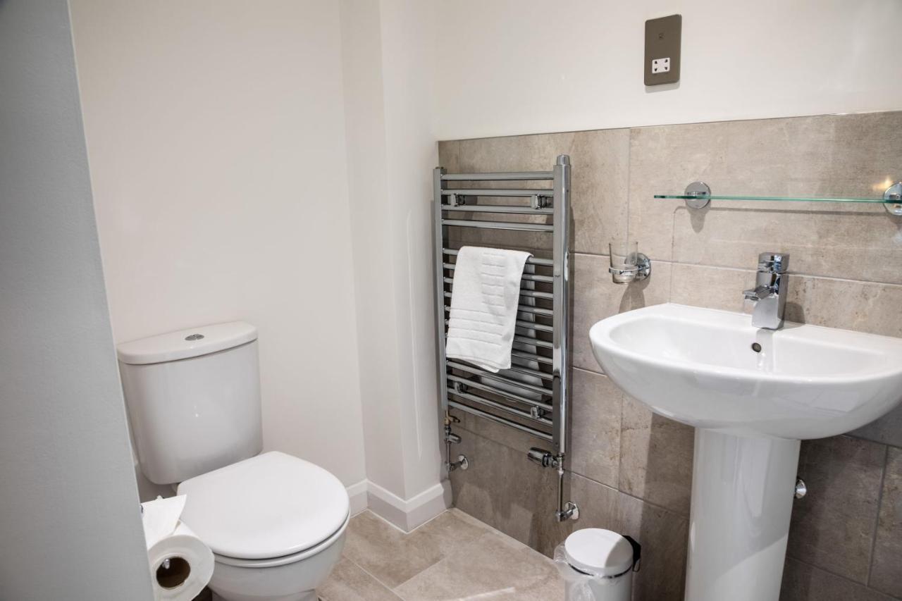 2 Bed Ground Floor Apartment - 7 Plas Pistyll Luaran gambar